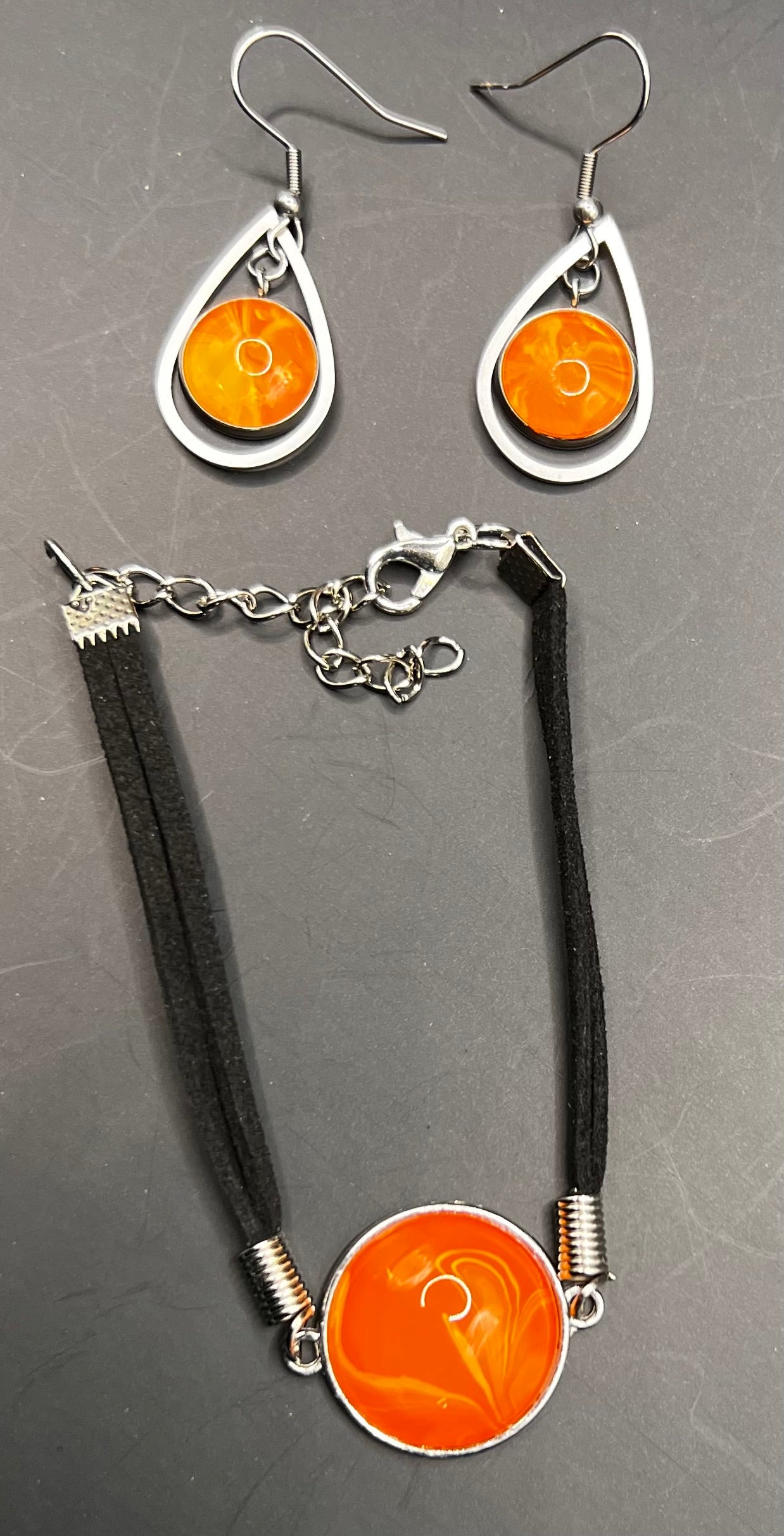 Orange Round Silver cabochon bracelet & teardrop earrings with black chord