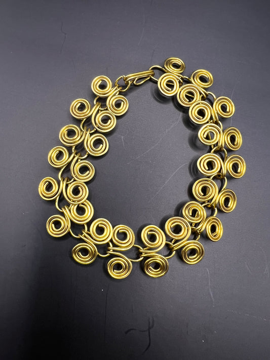 Gold Coiled Links Bracelet